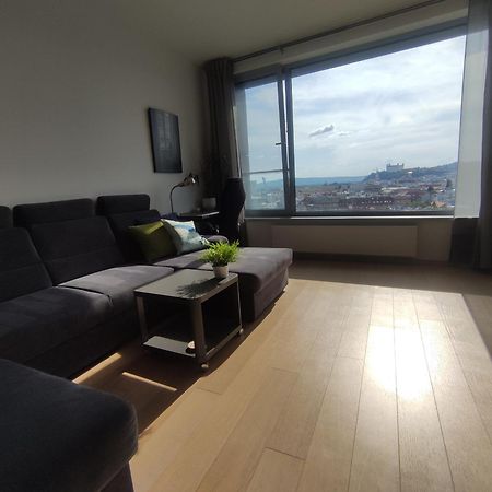 Cozy 2 Rooms Flat - Castle View Bratislava Luaran gambar